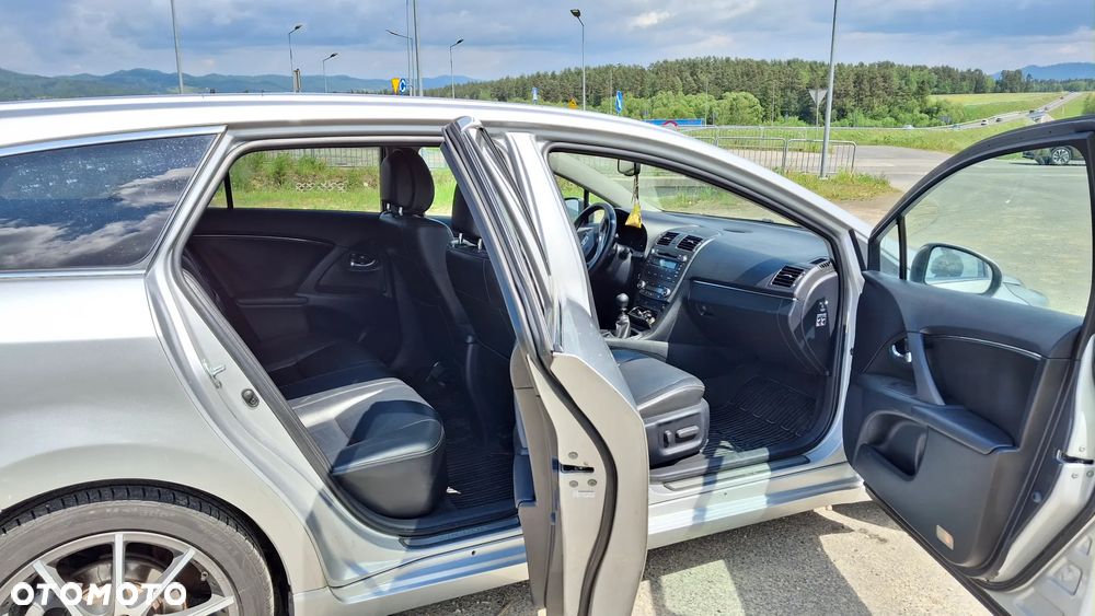 Toyota Avensis 2.2 D-4D Business Edition - 5