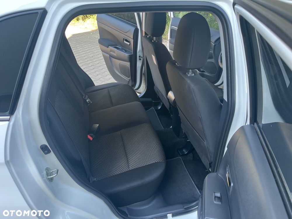 Mitsubishi ASX 1.6 Active - 13