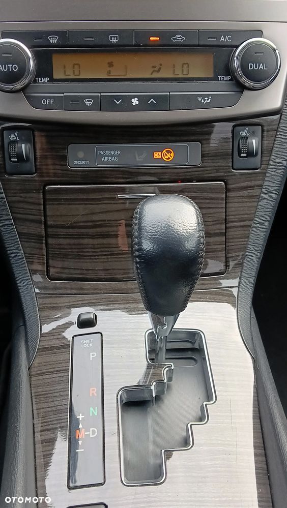 Toyota Avensis Touring Sports 1.8 Multidrive S Executive - 18