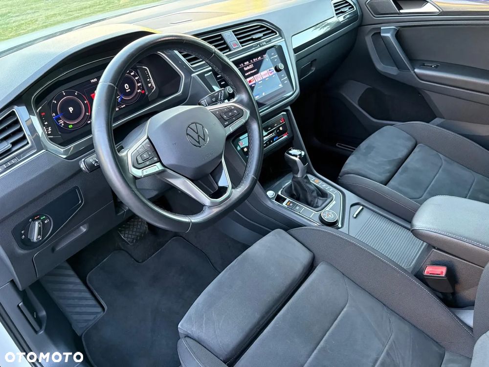 Volkswagen Tiguan 2.0 TDI SCR 4Mot Elegance DSG - 18