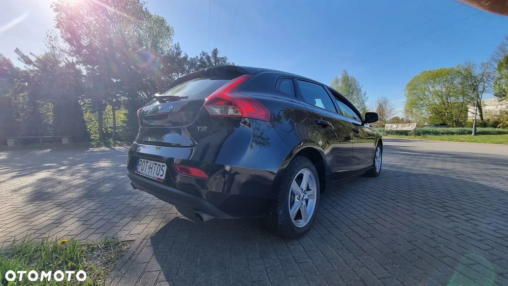 Volvo V40 T2 Momentum - 6