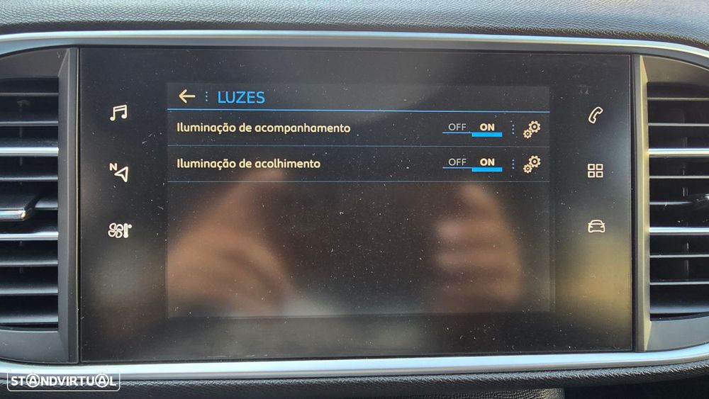 Peugeot 308 SW 1.5 BlueHDi Style - 27
