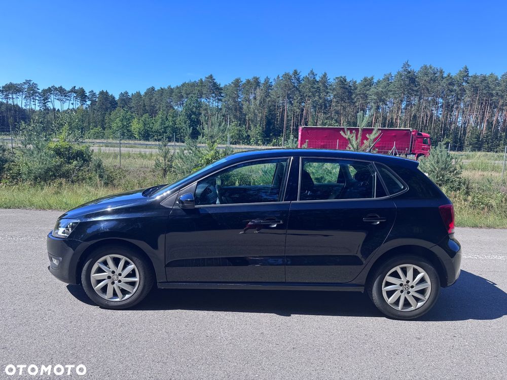 Volkswagen Polo 2010 photo 3