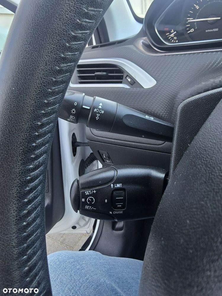 Peugeot 2008 - 35