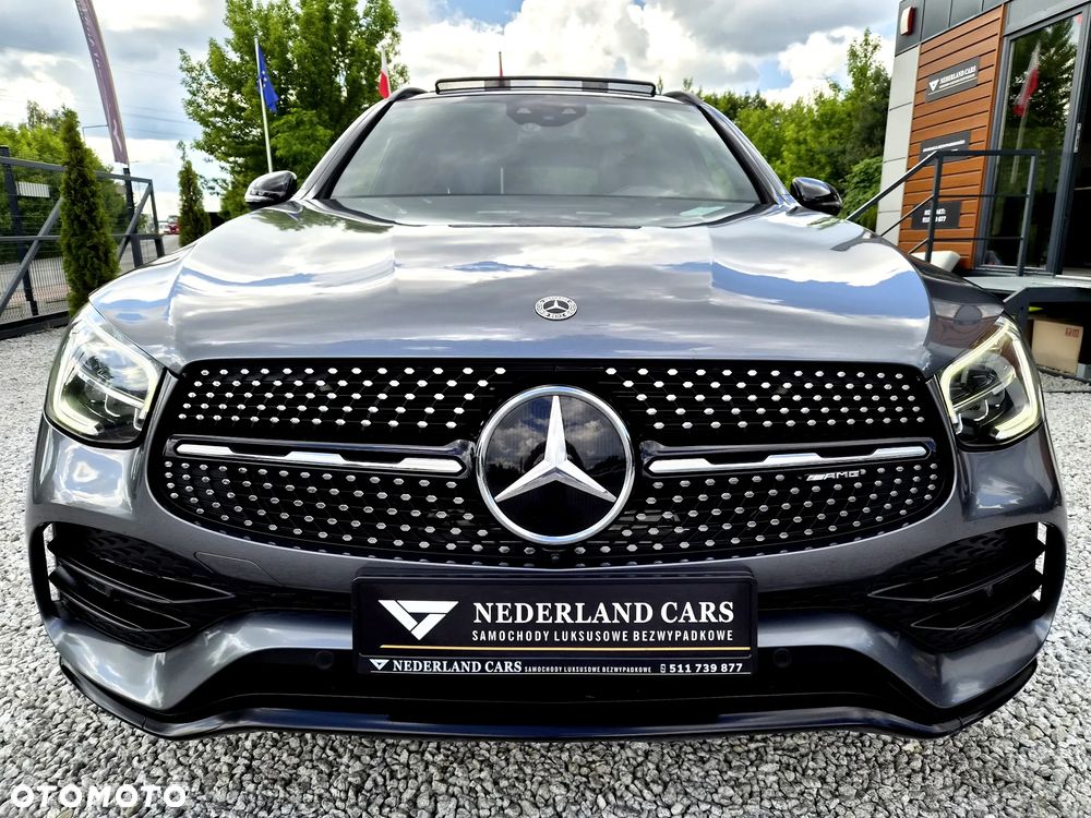 Mercedes-Benz GLC 300 de 4Matic 9G-TRONIC AMG Line Plus - 41