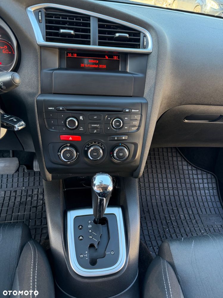 Citroen C4 2013 photo 5
