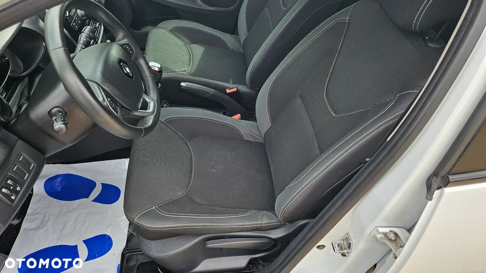 Renault Clio 1.2 16V Alize - 21