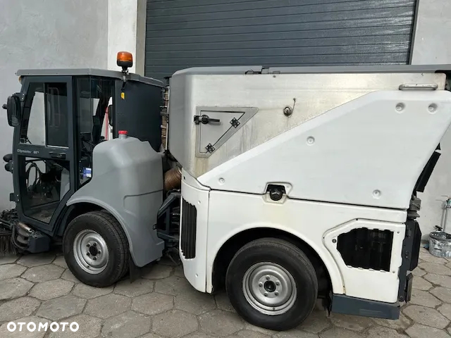 Multicar HAKO Citymaster 1600 4x4 zamiatarka chodnikowa - 3
