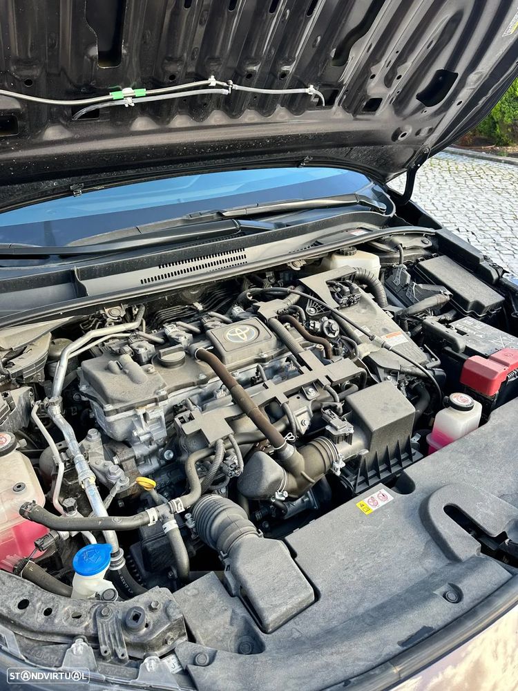 Toyota Corolla Touring Sports 1.8 Hybrid Comfort+P.Sport - 12