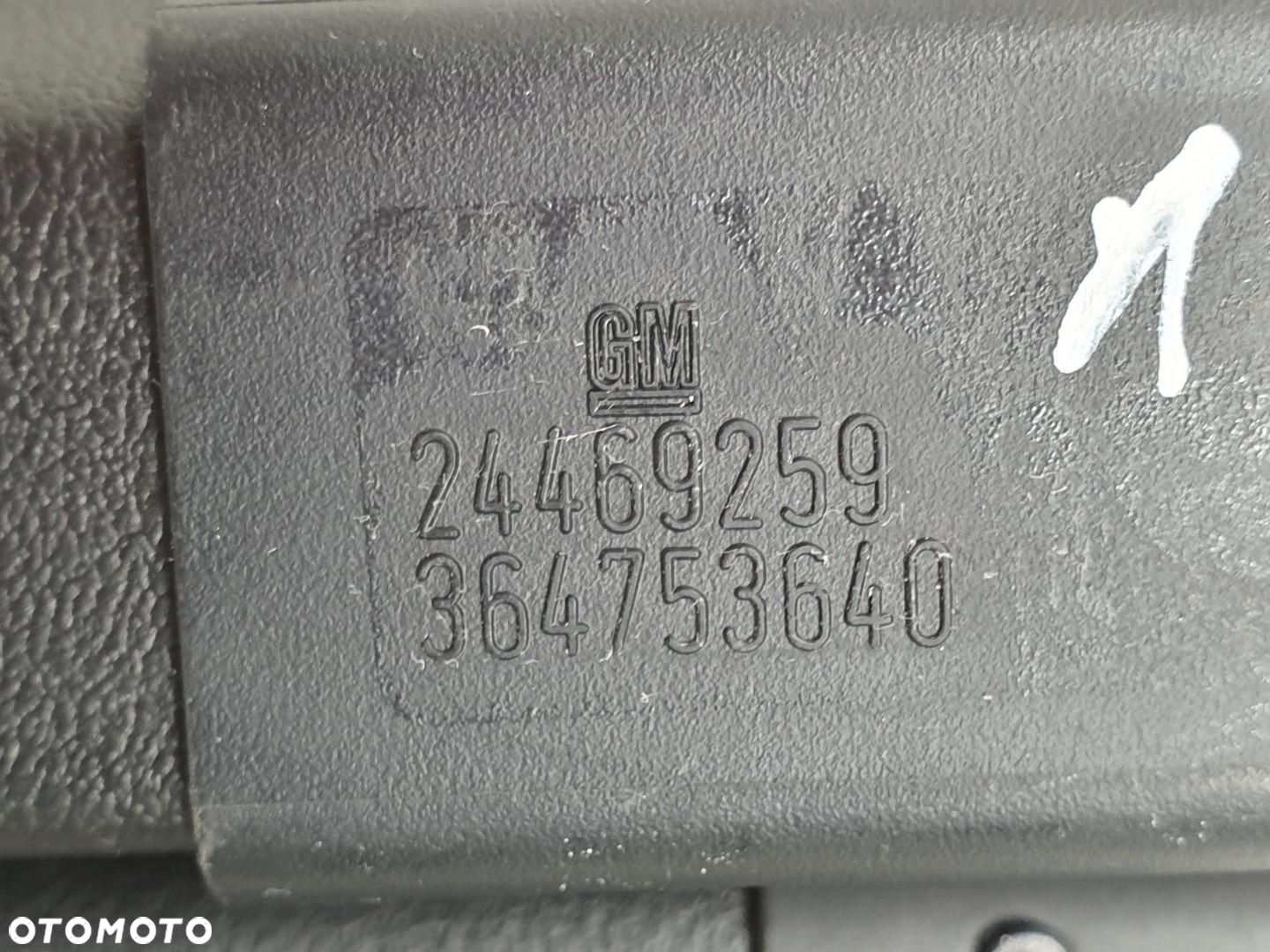 ROLETA BAGAŻNIKA TYŁ ALFA ROMEO 159 24469259 - 4