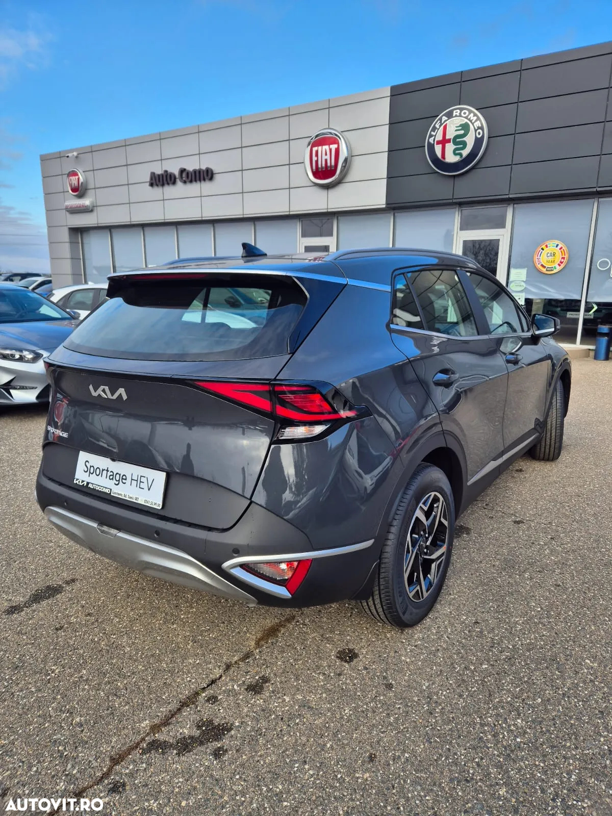Kia Sportage 1.6 T-GDI MHEV 7DCT HP 4x2 Urban - 3