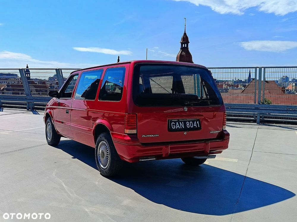 Chrysler Voyager - 4