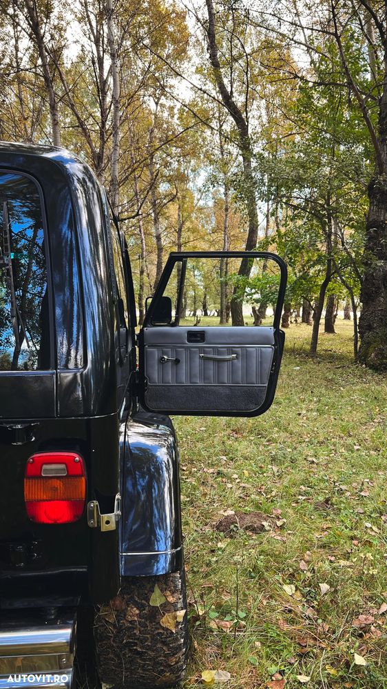 Jeep Wrangler - 6