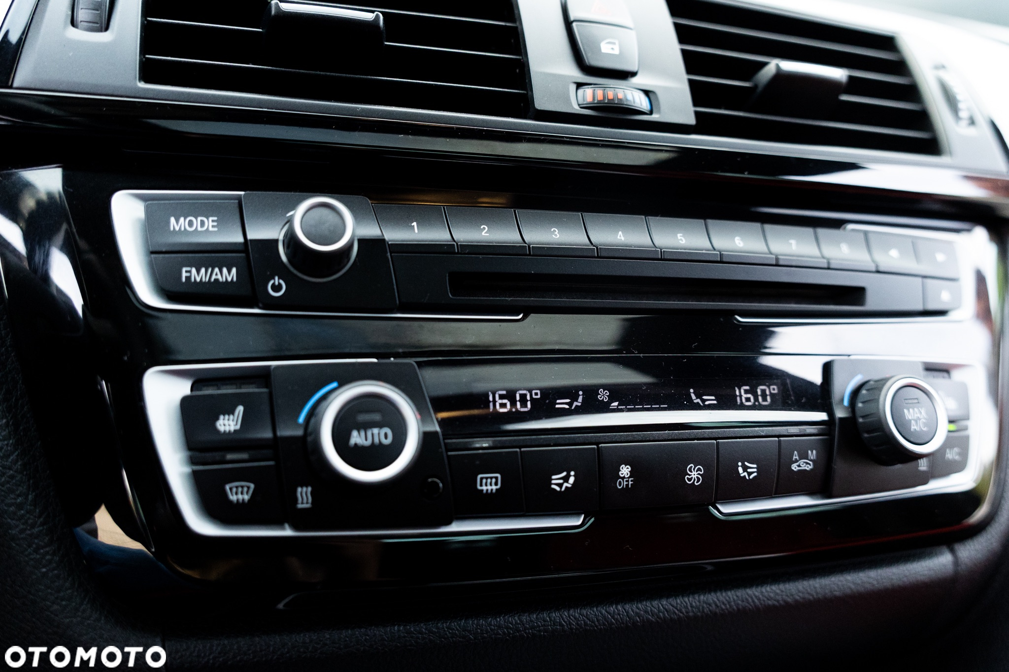 BMW Seria 3 340i xDrive M Sport - 22