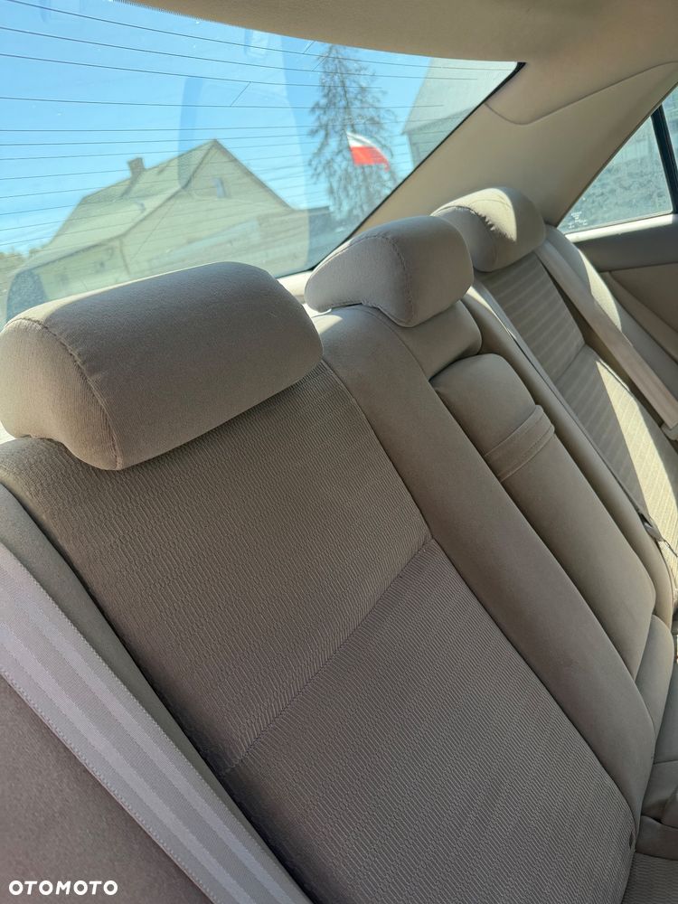 Toyota Camry 2.4 SE - 18