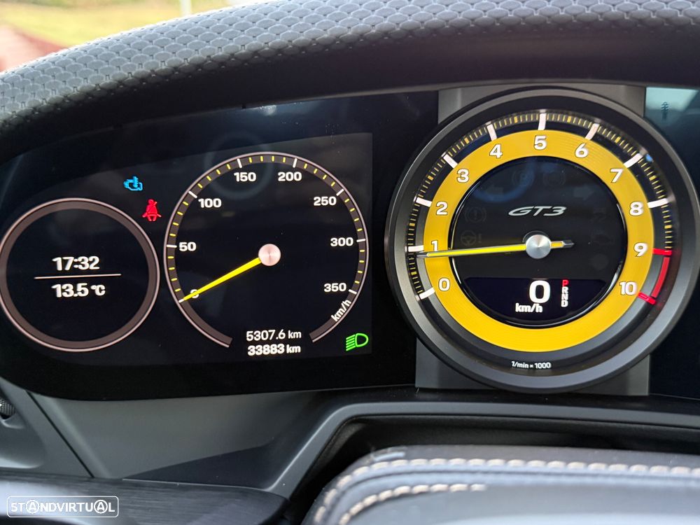 Porsche 911 (992) GT3 Touring Package PDK - 10