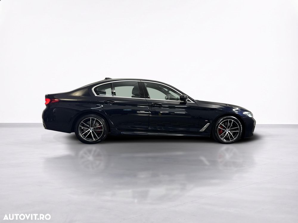 BMW Seria 5 520i AT MHEV - 7