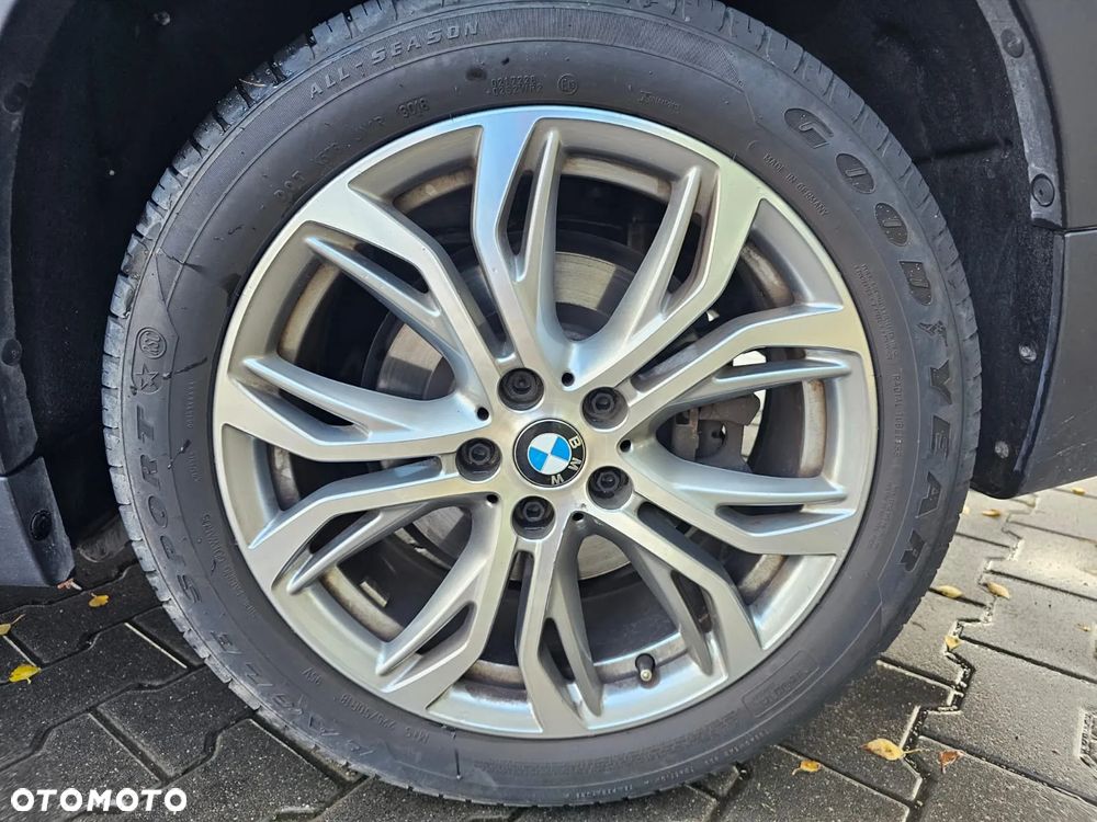 BMW X1 - 16