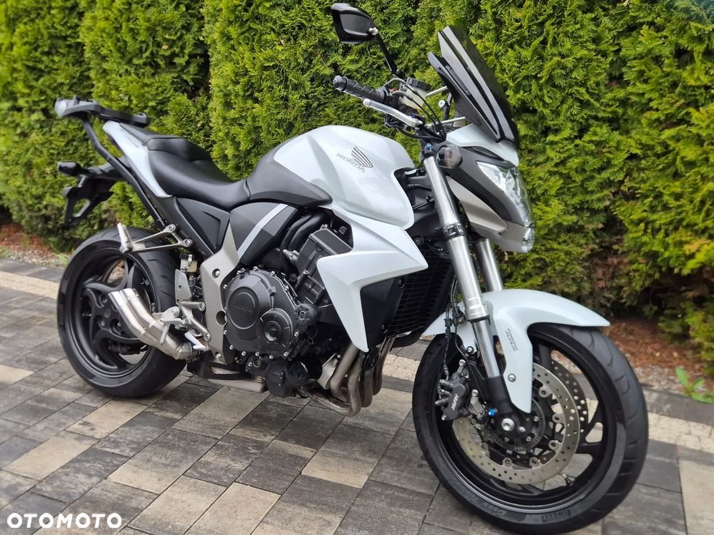 Honda CB - 1