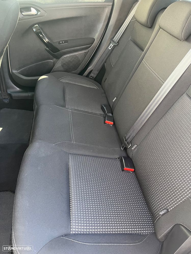 Peugeot 208 PureTech 110 Stop & Start Tech Edition - 7