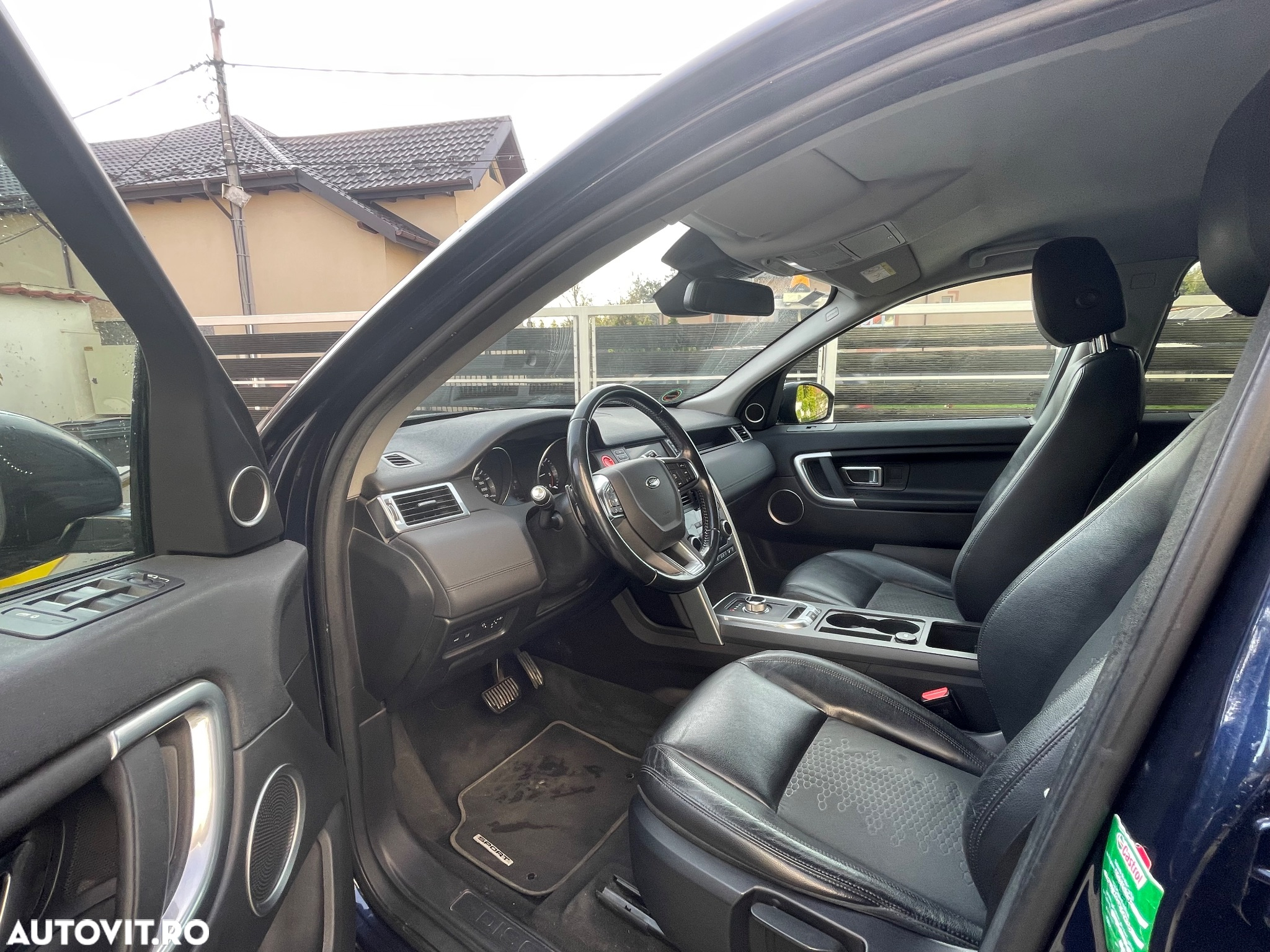 Land Rover Discovery Sport 2.0 l TD4 PURE Aut. - 2