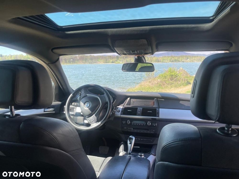 BMW X6 xDrive40d - 8