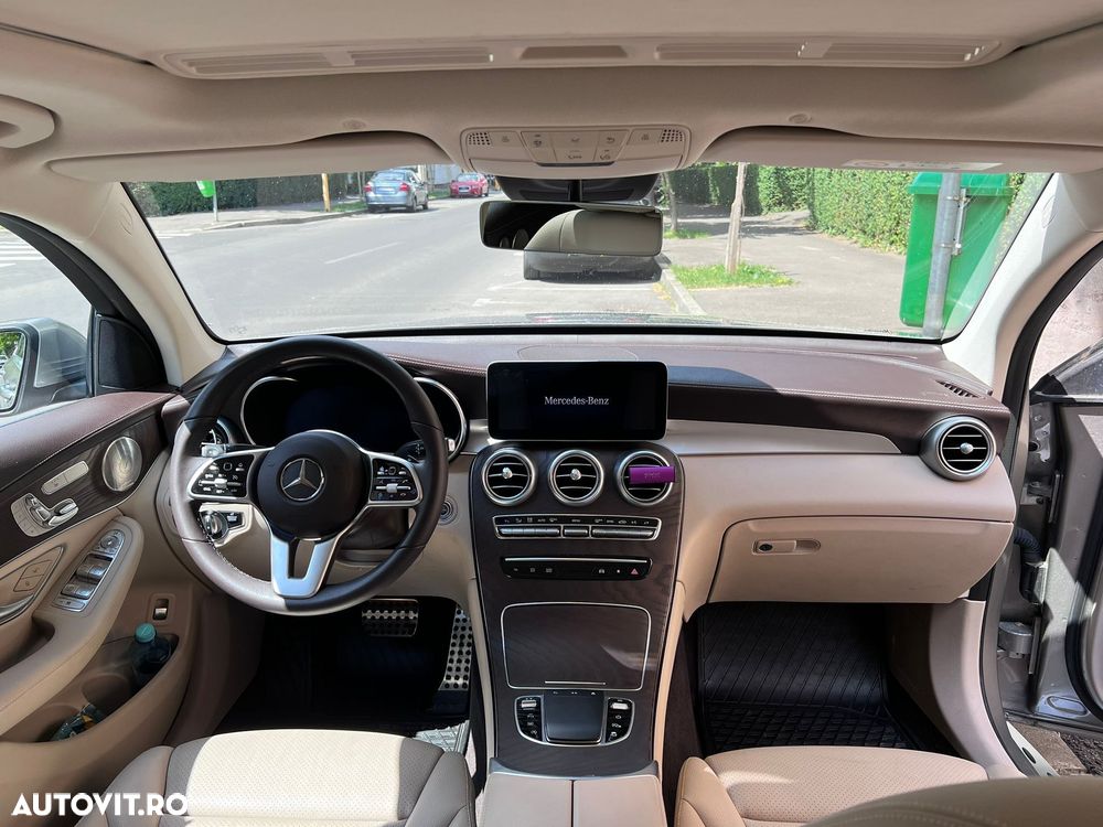 Mercedes-Benz GLC 200 4Matic 9G-TRONIC AMG Line - 3