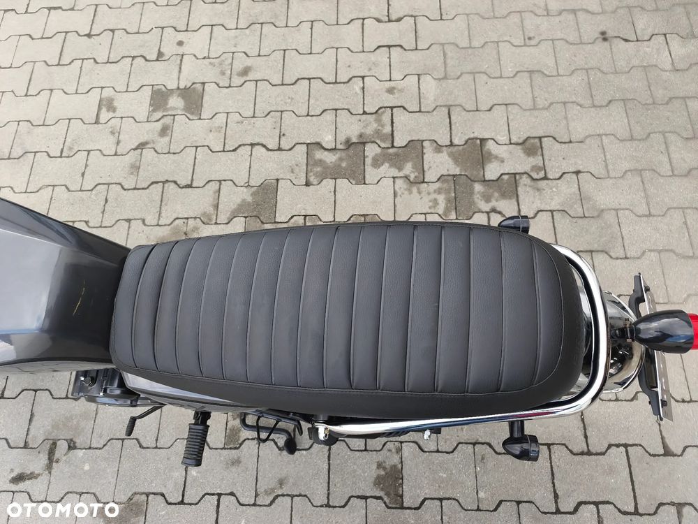 Brixton Cromwell - 32