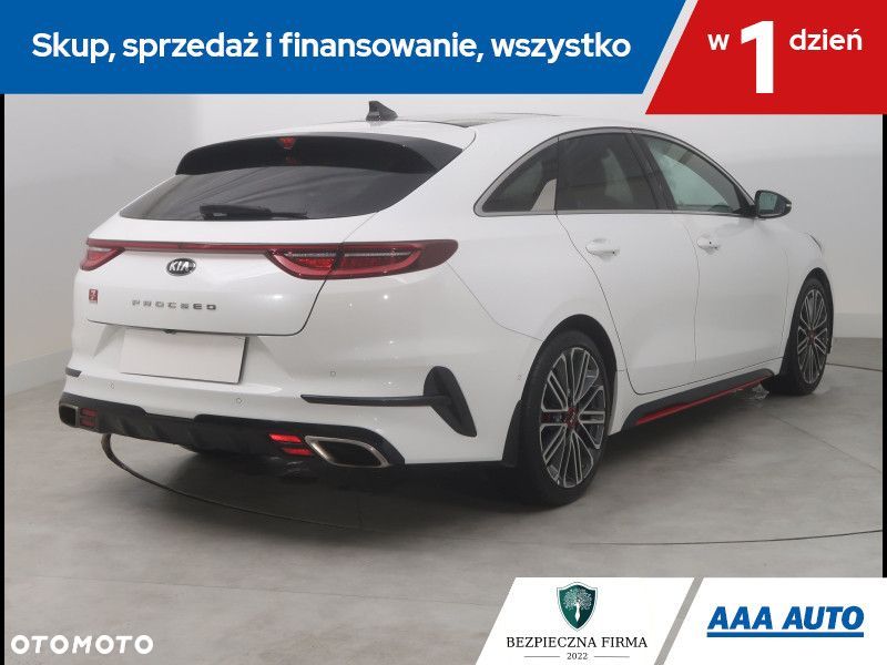 Kia ProCeed - 6