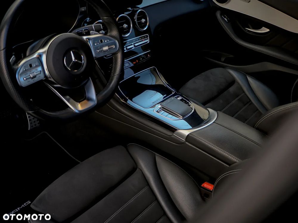 Mercedes-Benz GLC 300 de 4-Matic AMG Line - 11