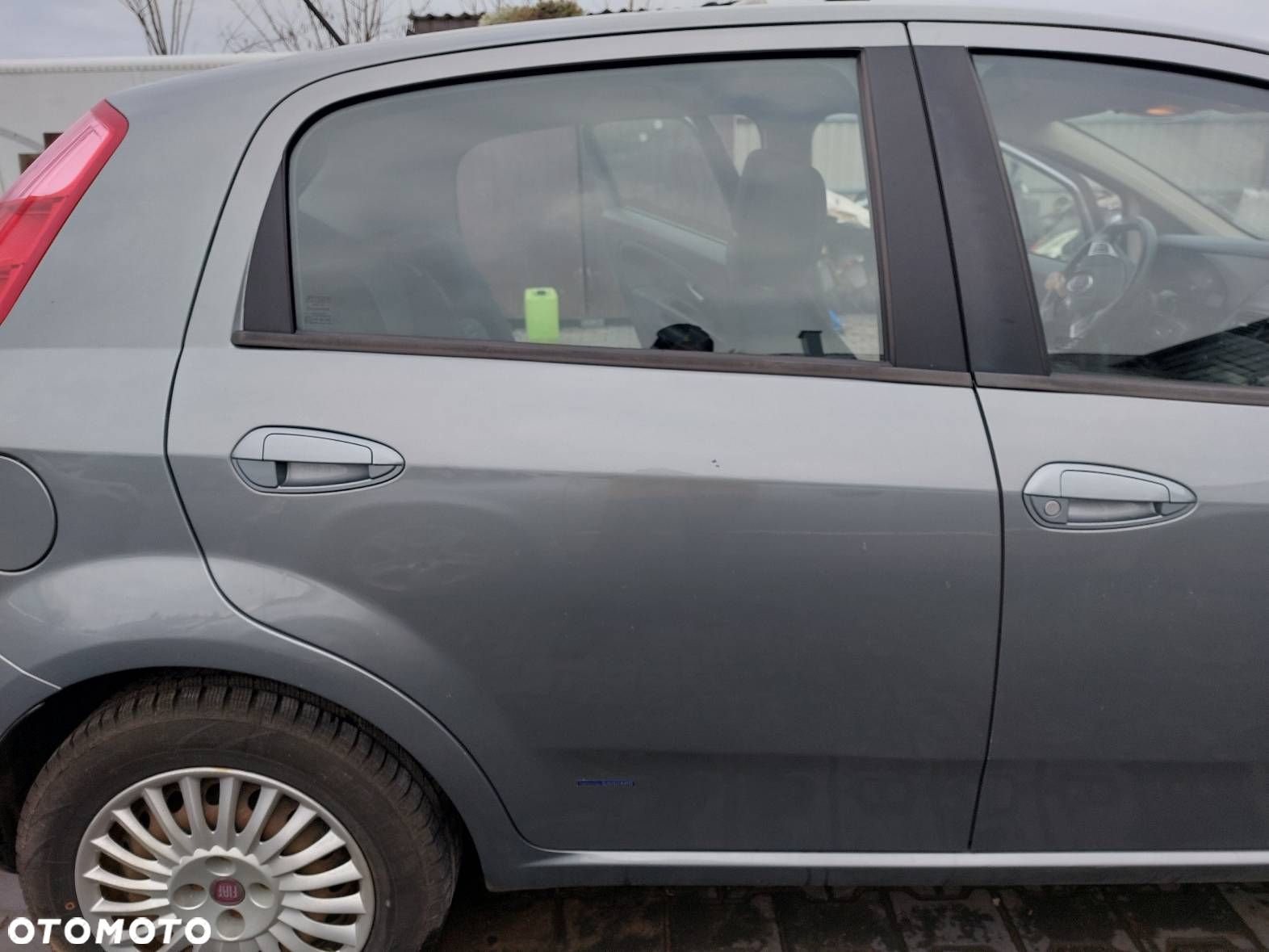 DRZWI KOMPLETNE PRAWY TYŁ FIAT GRANDE PUNTO I 595/A HB 5D - 1