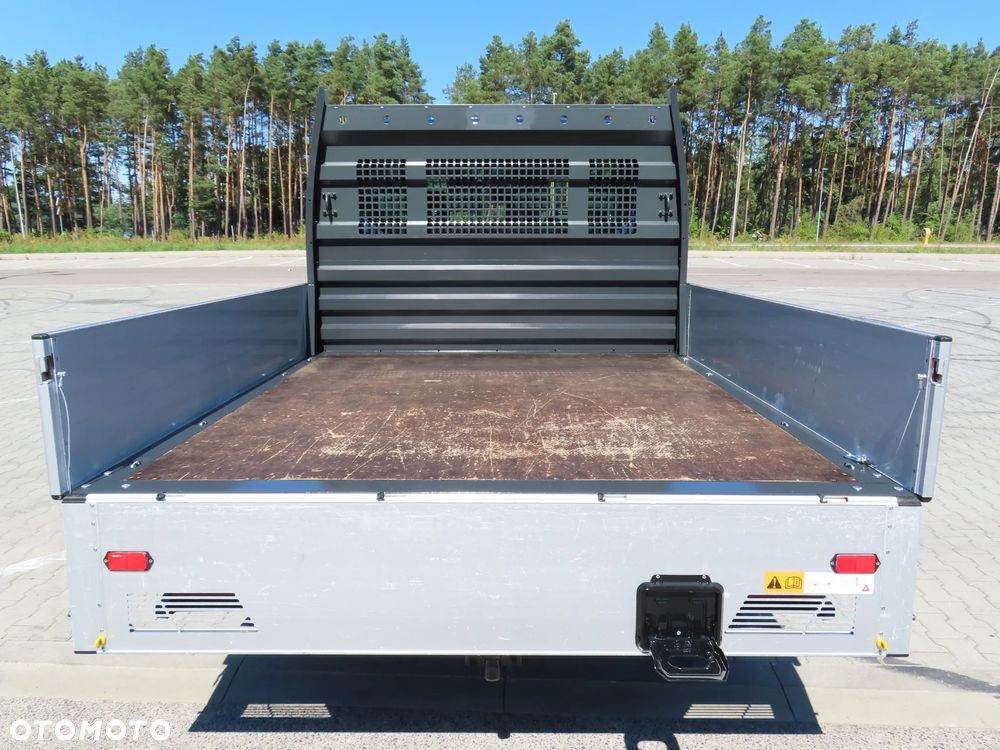 Iveco DAILY 130 Km L3 Podwójna Kabina Doka Dubel Brygadowy MIXTO 7-Mio Os.+1073 Kg Ład. Skrzynia 2410 mm Dł. Renomowanej Firmy SCATTOLINI Rozstaw Osi 3504 mm WZMACNIANY HAK 3000 Kg 29 Tys Km Przeb. Stan Auta JAK NOWY POLECAM - 7