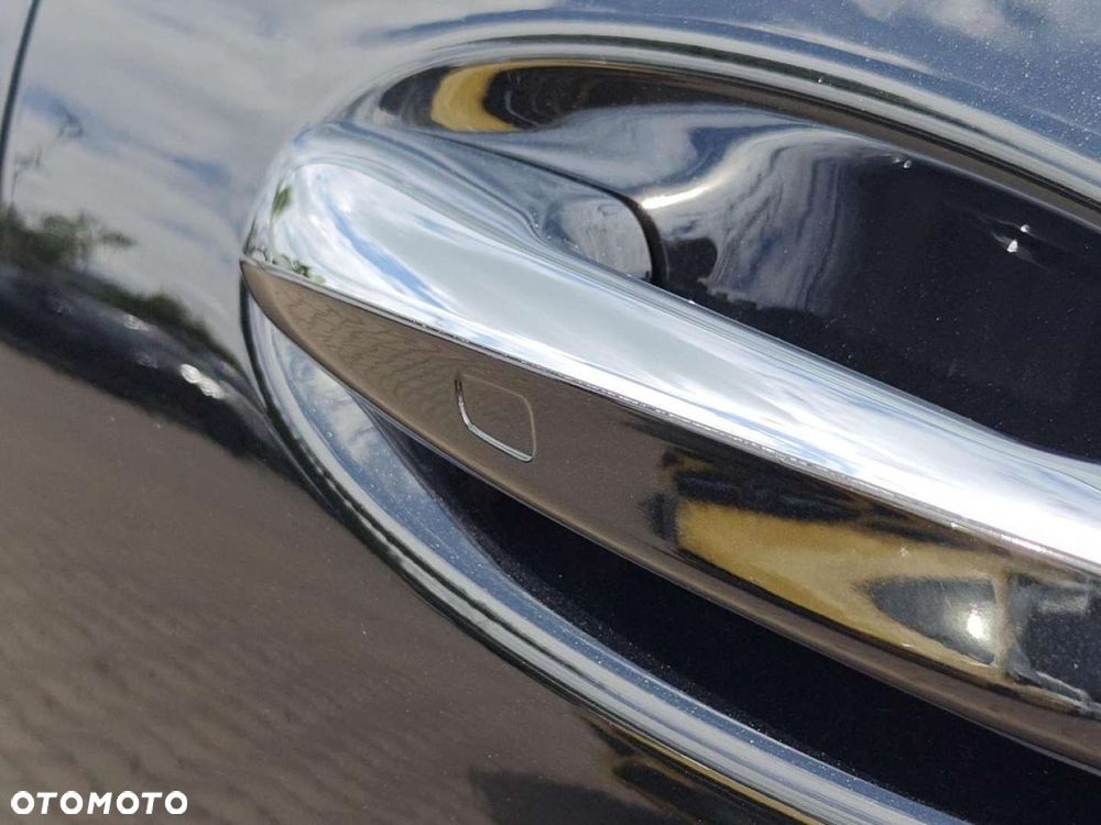 Mercedes-Benz CLA - 11