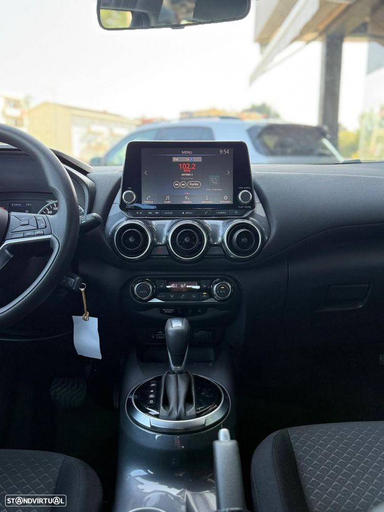 Nissan Juke 1.0 DIG-T Acenta DCT - 25
