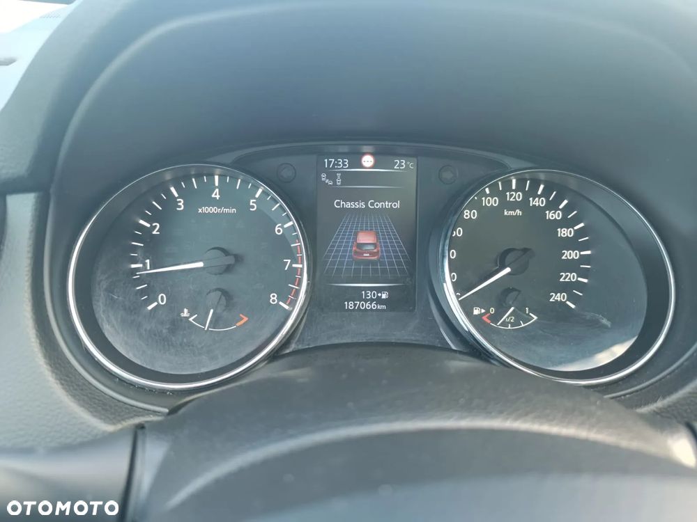 Nissan Qashqai 1.2 DIG-T TEKNA+ - 27