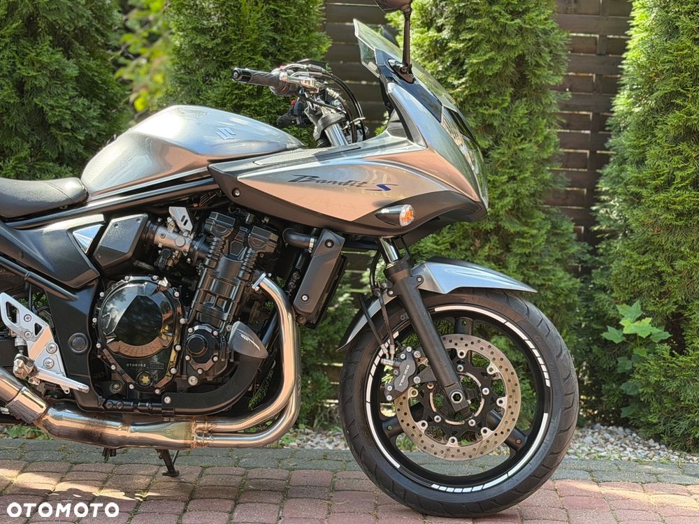 Suzuki Bandit - 10