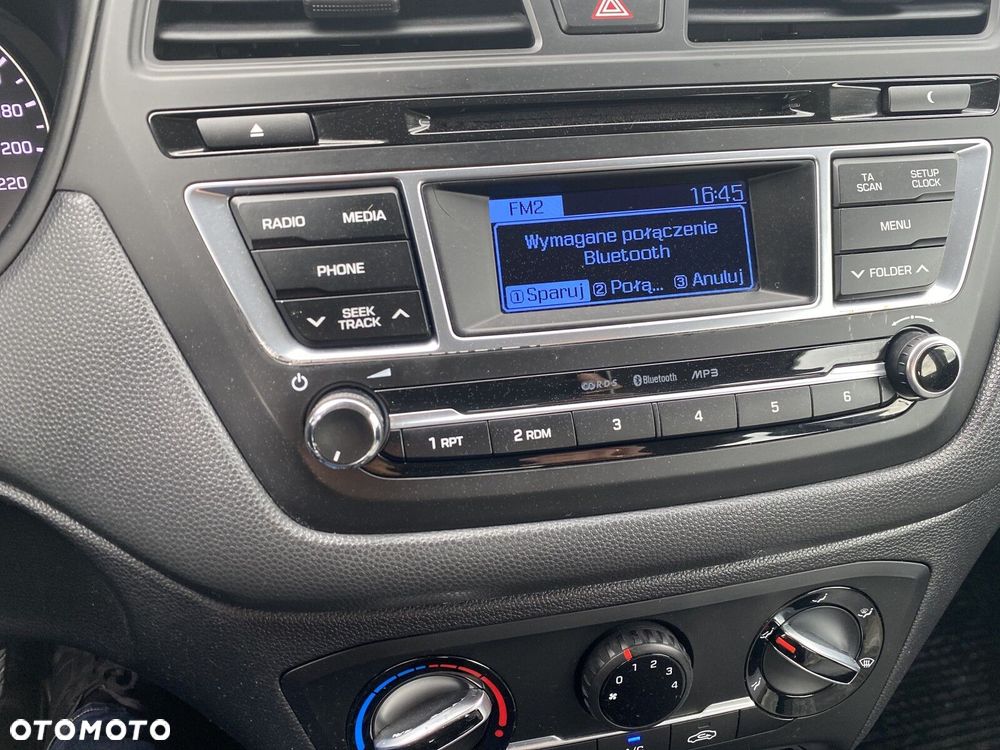 Hyundai i20 - 23