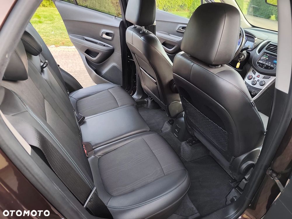 Chevrolet Trax 1.4T AWD LS+ - 23