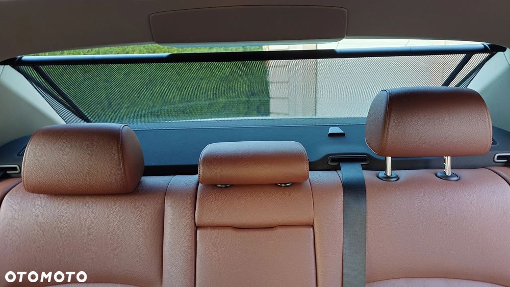 BMW Seria 5 530d xDrive - 18