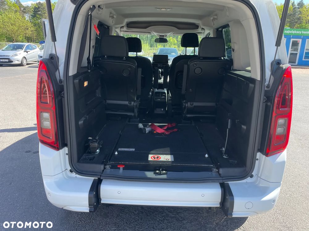 Toyota Proace City Verso 1.5 D-4D L1 Combi - 23