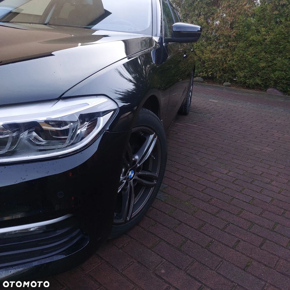 BMW Seria 5 520d - 5