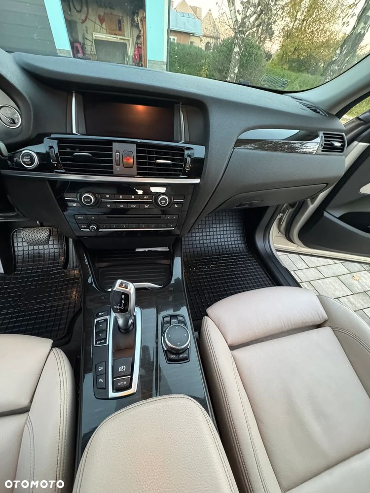 BMW X4 xDrive20i - 15