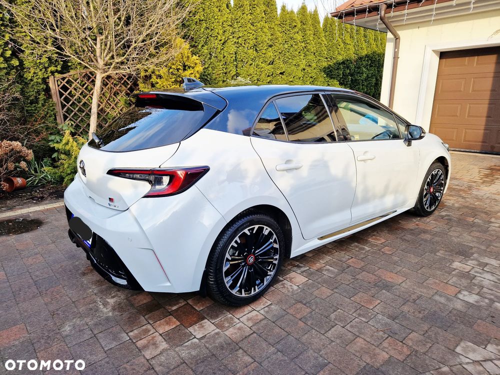 Toyota Corolla 2.0 Hybrid GR Sport Dynamic - 3