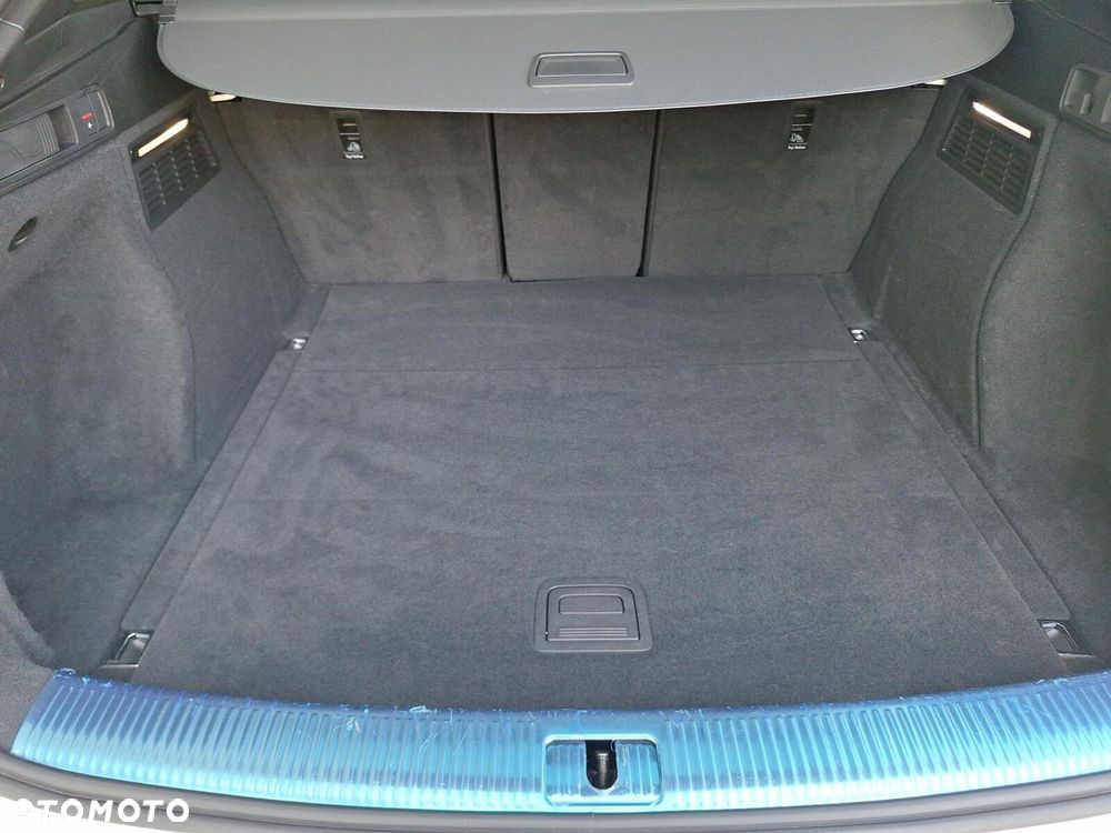 Audi Q5 Sportback - 22