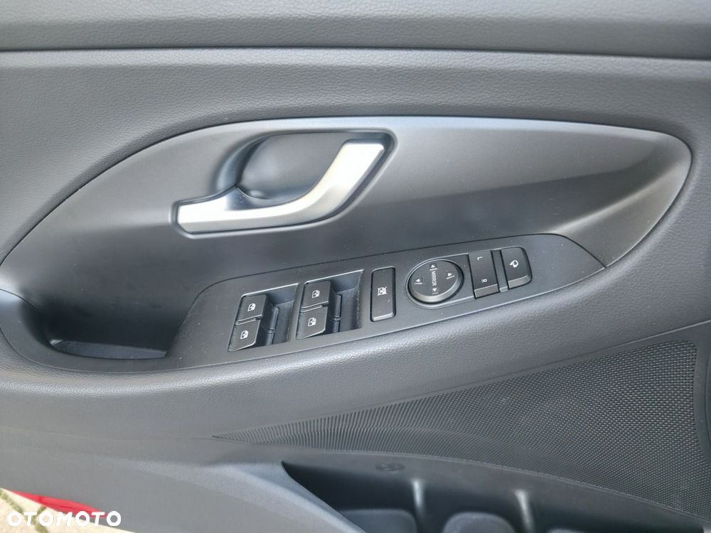 Hyundai i30 - 22