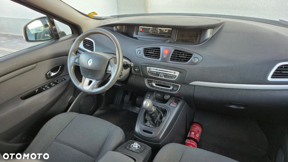 Renault Grand Scenic 1.5 dCi Dynamique - 12