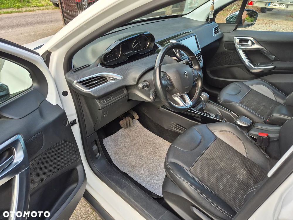 Peugeot 2008 PureTech 110 Stop&Start EAT6 Active - 9