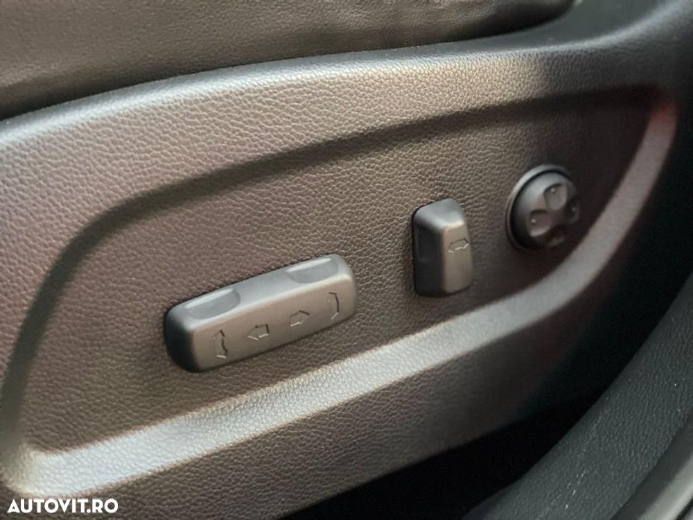 Hyundai Grand Santa Fe 2.2 CRDi 4WD Automatik Luxury - 32