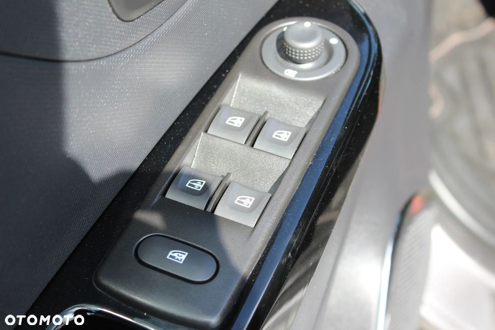 Renault Captur TCe 120 EDC Helly Hansen - 14