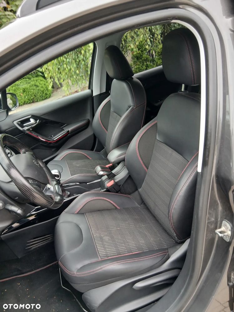 Peugeot 2008 PureTech 110 Stop&Start GT-Line Edition - 7